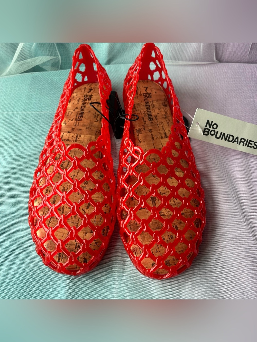 No Boundaries Cage Jelly Women Sandals Size 7 Color Red.